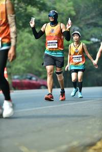 BIB: 42598
                            <button type="button" onclick="openModal(10127086)" class="btn btn-primary btn-sm float-right btn-popup" data-toggle="modal" data-target=".modal-high-quality">
                        <i class="fas fa-shopping-cart"></i> Add to Cart
                    </button>
                                            <button type="button" onclick="isThisMe(10127086, true)" class="btn btn-success btn-sm float-right btn-popup btn-isme hidden" data-toggle="tooltip" data-placement="bottom" title="นี่คือรูปของคุณใช่ไหม คลิกที่นี่เพื่อเอาเข้าอัลบั้ม">
                        <i class="fas fa-plus"></i> Add to album
                    </button>
                    <button type="button" onclick="isThisMe(10127086, false)" class="btn btn-warning btn-sm float-right btn-popup btn-isnotme hidden">
                        <i class="fas fa-ban"></i> Remove from album
                    </button>